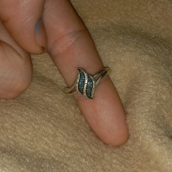 Girls ring - Picture 3 of 6